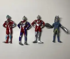 ウルトラマンフィギュア の4体セット