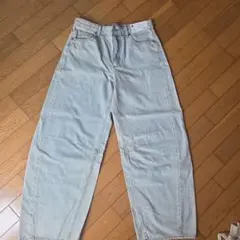 新品　GU バレルレッグジーンズXL