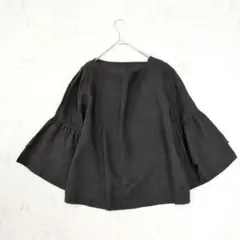 m*迎様 最終値下⭐︎nest Robe リネンガーゼケープ袖ブラウス - メルカリ
