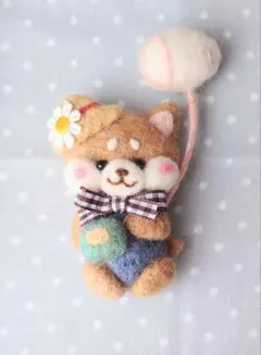 専用 こり様]ブローチ 刺繍 フェルト ハンドメイド ＊コメント必須