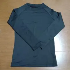 ブラック 長袖 アンダーシャツ 140