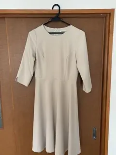 STRAWBERRY FIELDS アイボリー ワンピース サイズ1 顔合せ