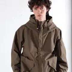 mb マウンテンパーカー