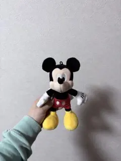 ディズニー　ミッキーマウス　ぬいぐるみバッジ