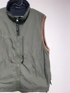 ✨美品✨　コロンビア　ナイロンベスト　ワンポイント　カーキ　L
