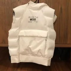 ZARA フード付きダウンベスト 6-7サイズ ホワイト　アウトドア　キャンプ