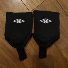 UMBRO アンブロ くるぶしガード 足首サポーター ブラックのサムネイル