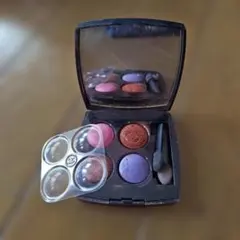 Chanel アイシャドウパレット 4色入り