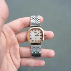 ヴィンテージ セイコー V400-6289 ローマン 白文字盤 タンク 90年代 90s Vintage Seiko tank 腕時計 タンク ローマン文字 - メルカリ