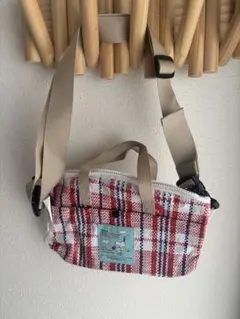 Item thumbnail for item a6f9b91b-eed1-48f2-8105-2e76a8950516