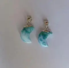 P-132 ラリマー 月型ペンダントトップ 2点