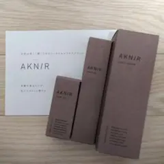 AKN/R アクニー 薬用ヘアスカルプセラムBR ミニヘアオイル付き