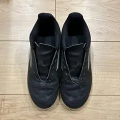 adidas ブラック フットサルシューズ22.0cm（紐なし）