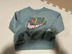 NIKE グラフィックトレーナー グリーン