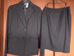 ニューヨーカー 春秋用 ブラック ジャケット＆スカート サイズ9号
