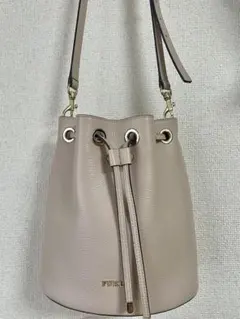 FURLA ピンクベージュ バケットバッグ
