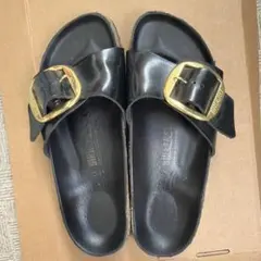 ビルケンシュトックMadrid Big Buckle レザー 25センチのサムネイル