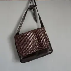 メッシュ、編み込み 革ショルダーバッグ　A4OK