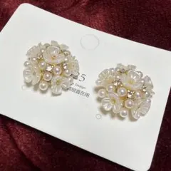花モチーフ パール ピアス　結婚式用