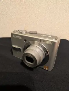 Panasonic LUMIX DMC-LS75 本体のサムネイル