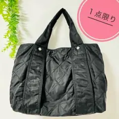 ✨美品✨ブラックキルティング　ナイロン製　トートバッグ