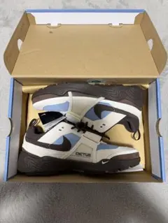 NIKE zoom field Jaxx 27.0