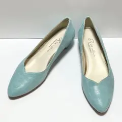 未使用級⭐︎リズ ラフィーネ パンプス Vカット ライトブルー 22.5のサムネイル
