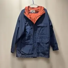 Item thumbnail for item f7e8c34d-0792-4c43-89a4-078e79c2a590