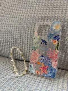 海モチーフ iPhone15Proケース パールストラップ付き