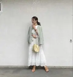 LUGIVA TOKYO ルギバ レースフレアスカート ホワイト 美品のサムネイル
