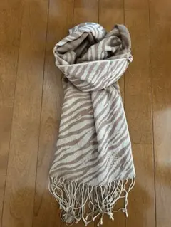 2025年最新】ジバンシー マフラーの人気アイテム - メルカリ