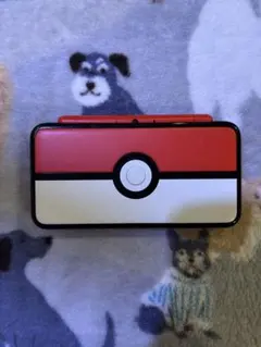 Newニンテンドー2DS LL モンスターボールエディション& 専用保護フィルム