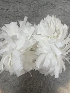 POMCHE ホワイト ポンポン 2個セット