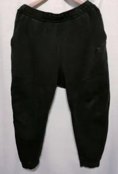 NIKE　ナイキ　テックフリースパンツ　ジョガーパンツ　スウェットパンツ　黒