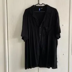 H&M 黒シャツ　ビッグシルエット　シンプル　モード系のサムネイル