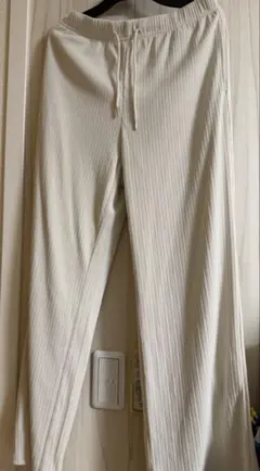 GU ストライプ ホワイト パンツ Mサイズ