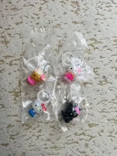 ハローキティめじるしアクセサリー　4点セット