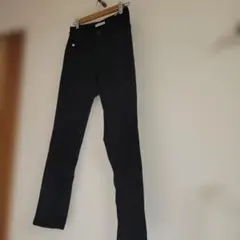 SOMETHING スキニーパンツ ブラック