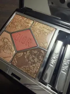 ディオール　サンククルール　654