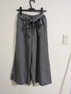 グレー ガウチョパンツ リボン付き