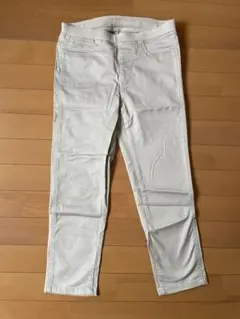 ユニクロ　レギンス　パンツ　ベージュ スリムフィット カジュアルパンツ