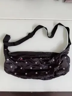 STUSSY プレミアムショルダーバッグ　中古のサムネイル