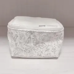 Disney store ディズニーキャラクターズ ポーチ