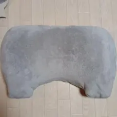 グレー フリース枕 人間工学デザイン