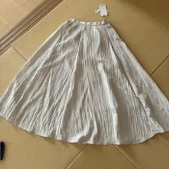 お値下げ　新品　SNIDEL フレアスカート