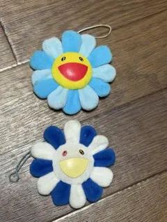 村上隆 お花 ぬいぐるみ キーホルダー ゴールド×シルバー - メルカリ