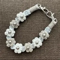 マクラメ　ハンドストラップ