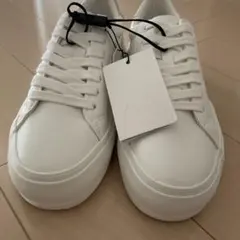 ZARA ザラ　レディーススニーカー（新品）
