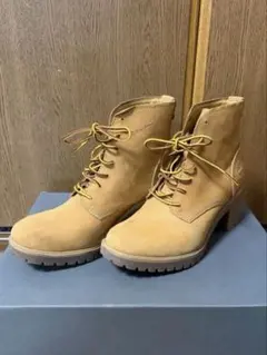Timberland 22.5 6インチ レディース ヒール ベージュ ブーツ