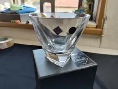 Item thumbnail for item ef0a8e96-f386-4ffc-8830-04ddf6e3d680